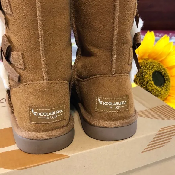 Koolaburra Tan Boots with Plush Lining and Lace-Up Detail
