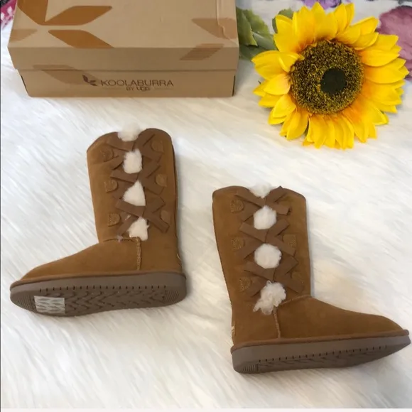 Koolaburra Tan Boots with Plush Lining and Lace-Up Detail