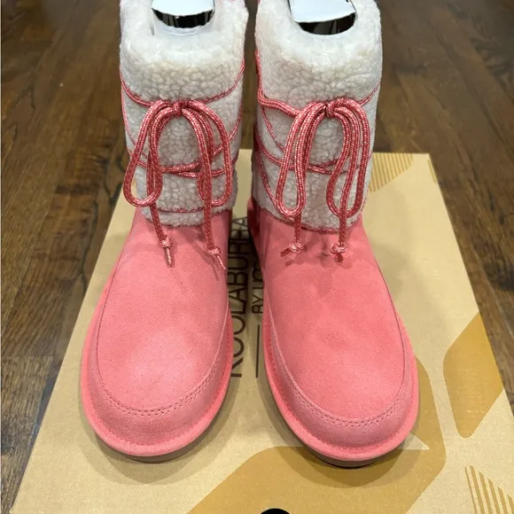 Koolburra Ugg Michon suede boots size 4