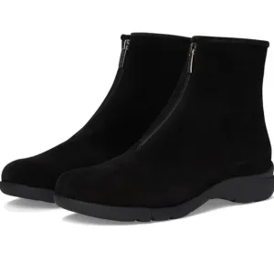 🌹LA CANADIENNE🌹 Lavender Black Ankle Boot Size: 5M