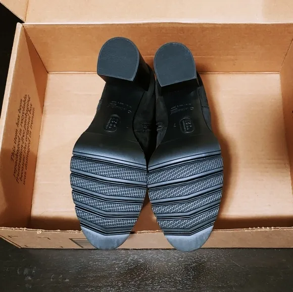 La CANADIENNE Margaret Waterproof Suede High Heeled Chelsea Rain Boots size 7