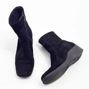 La Canadienne Suede Wedge Black Boots size 8