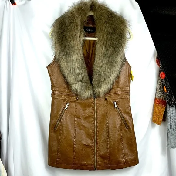 LA Coalition faux leather/fur vest jacket nutmeg color Sz L