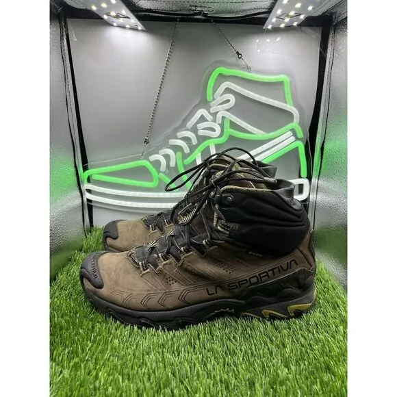 La Sportiva Ultra Raptor II Mid Leather Wide GTX Mens Hiking Boots Size 8.5