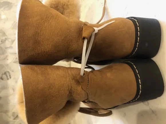 LaCanadienne Womens Winter Boots Size 8.5M Brown Suede Lace Up Faux Fur