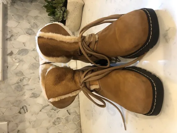 LaCanadienne Womens Winter Boots Size 8.5M Brown Suede Lace Up Faux Fur