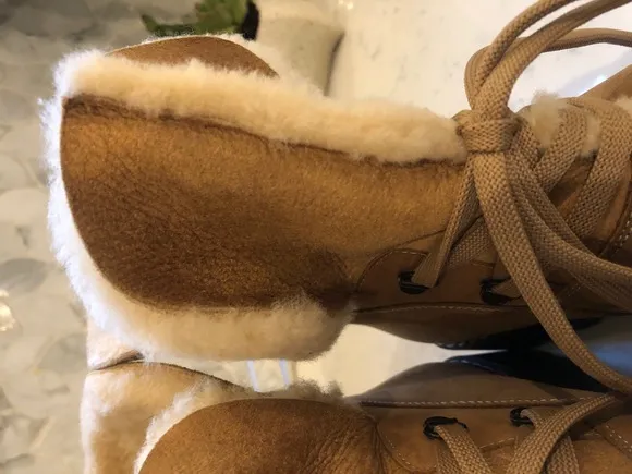 LaCanadienne Womens Winter Boots Size 8.5M Brown Suede Lace Up Faux Fur