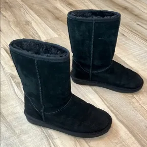 Lamo Water &amp; Stain Resistant Premium Suede Boot- Kora size 7
