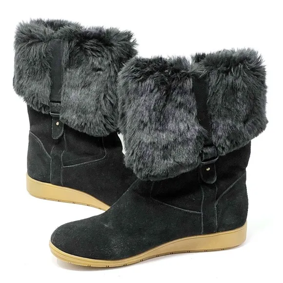 Lands' End Mendota Suede Faux Fur Lined Boots. Black. Size 9