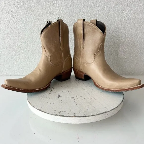 Lane EMMA JANE Womens Cowboy Bootie 9 Butterscotch Western Cowgirl Short Boots