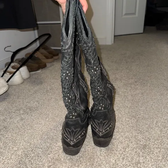 Lane jet black cassette stuffed western boots