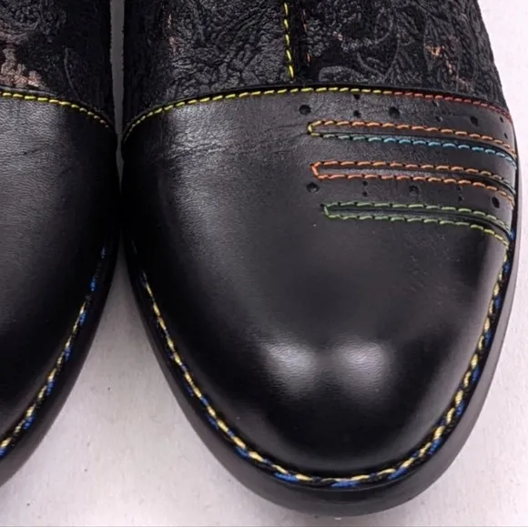 L'Artiste Georgiana Booties Leather &amp; Fabric Buckle Strap Side Zip Black NWOT