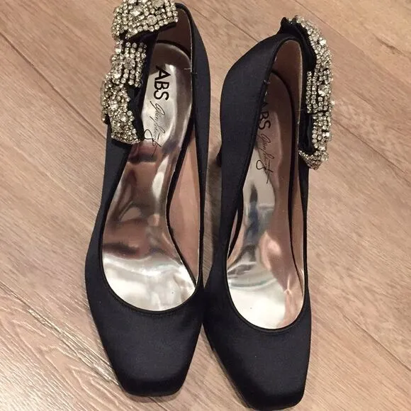🎉Last deal 🎉ABS VERO CUOIO BOW HEELS
