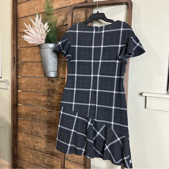 Lauren Ralph Lauren Fit and Flare Dress Gray Plaid Size 12 Dark Academia