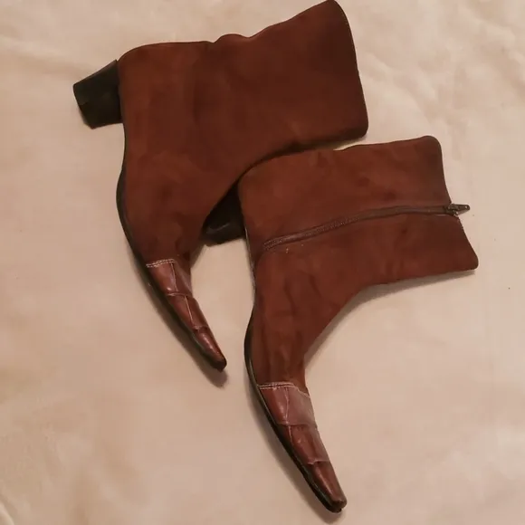 LAVORAZIONE ARTIGIANA BROWN ANKLE BOOTS SZ 39