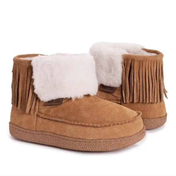 Leather Goods by MUK LUKS Camel Veroni Fringe Suede Boot, Women Sz 8