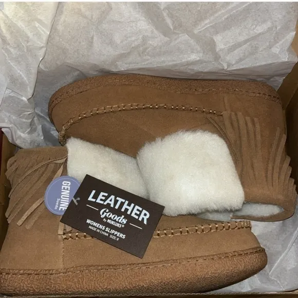 Leather Goods by MUK LUKS Camel Veroni Fringe Suede Boot, Women Sz 8