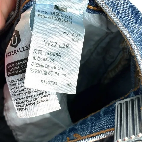 Levi’s 501 Skinny Jeans in Medium Indigo Wash Size 27 x 28