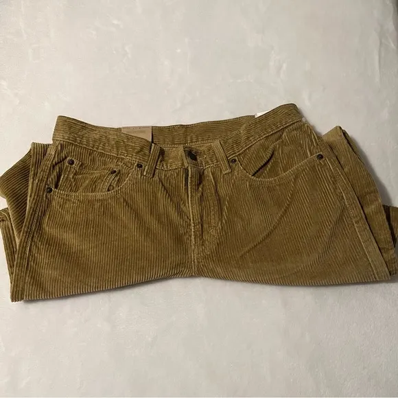 Levi’s Boot-Cut Corduroy Pants