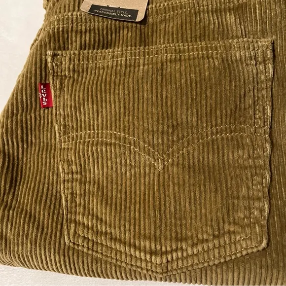 Levi’s Boot-Cut Corduroy Pants