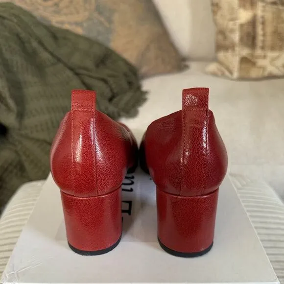 L’Idea by Lori Burnt Orange Closed Toe Pumps