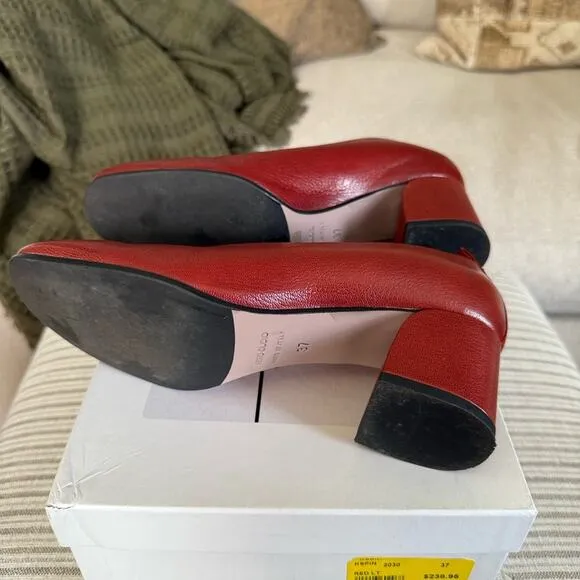 L’Idea by Lori Burnt Orange Closed Toe Pumps