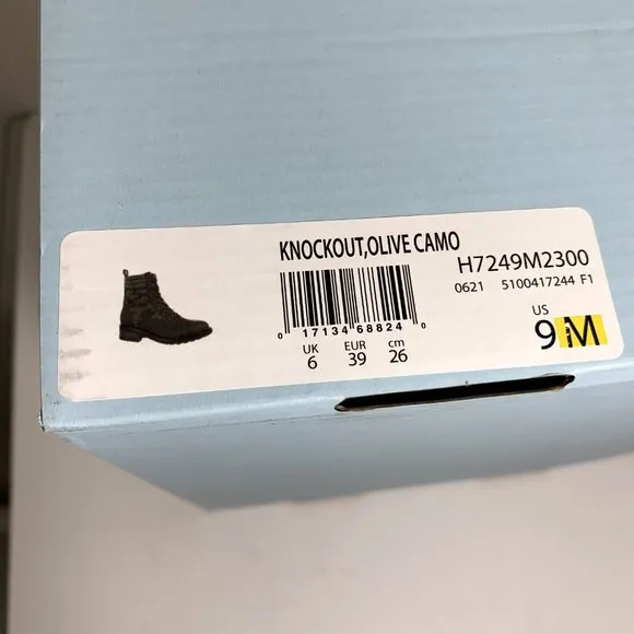 LifeStride Knockout Combat Boots Camo Lug Sole Booties Olive Green Size 9 NEW
