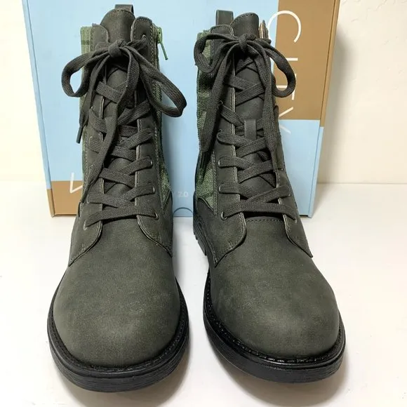 LifeStride Knockout Combat Boots Camo Lug Sole Booties Olive Green Size 9 NEW