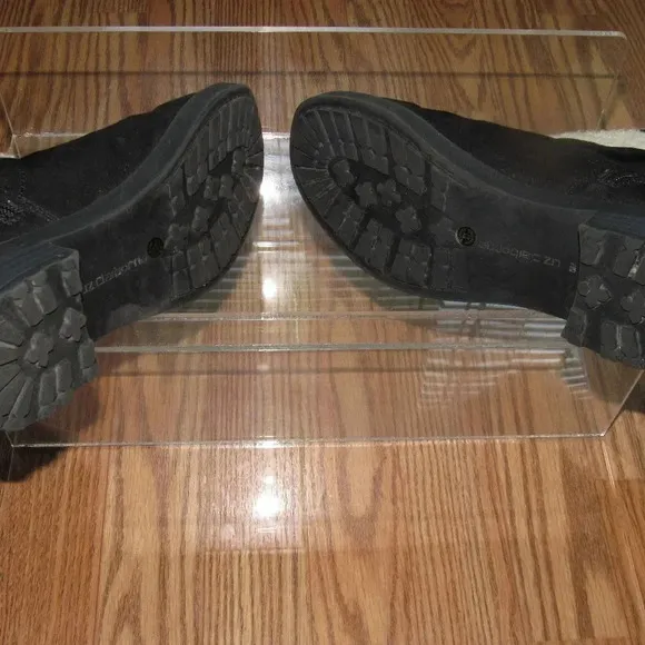 Liz Claiborne Black Zip Ankle Boots Booties Size 6