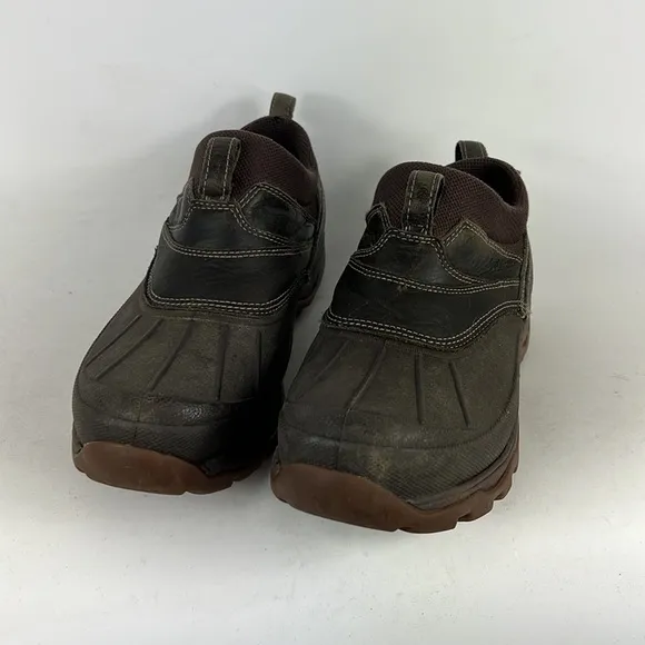 Llbean brown waterproof storm chaser slip on athletic shirt boots men’s size 9