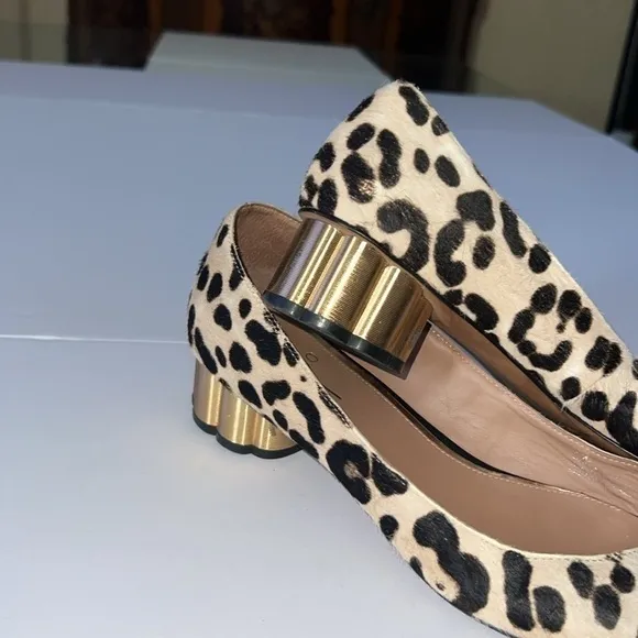 LÍNEA PAOLO  LEOPARD 🐆 block HEELS GOLD HEELS size9M. Slightly used.