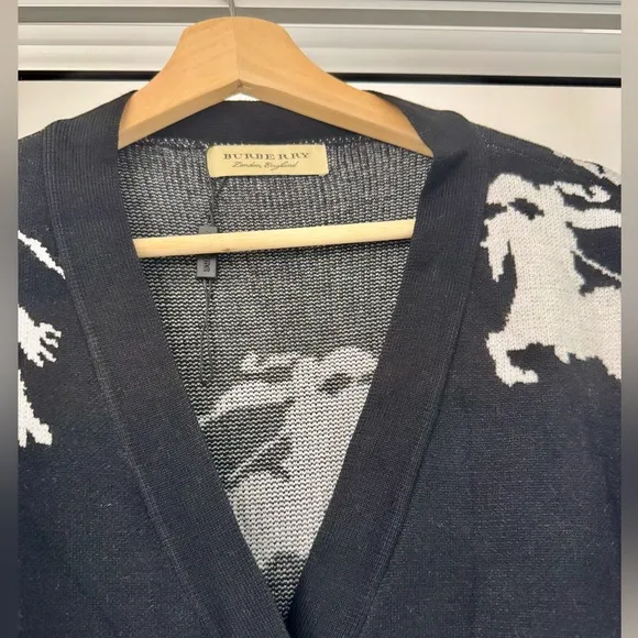 Long cardigans sweater in Black and white