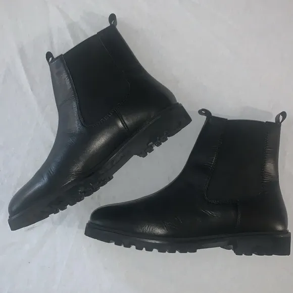 Long, tall, Sally, black Chelsea boots in standard fit
