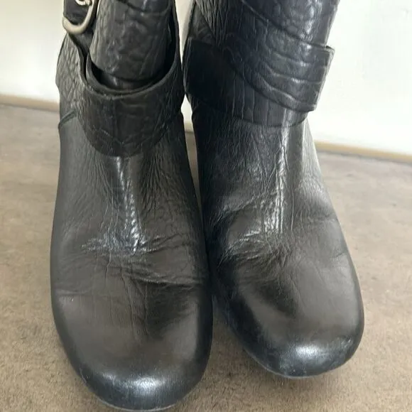 Lucky Brand Candice Y2K Black Leather Pull On Boots Women’s Size 7.5 EUC