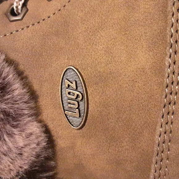 Lugz Flexastride Memory Foam fur boots