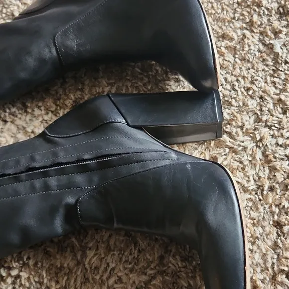 Luisa barcelona over the knee boots  size 9B