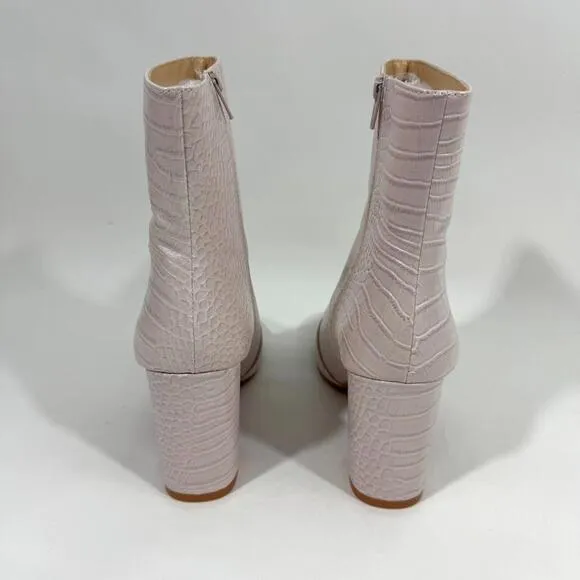 Lulus Women’s Size 11 Pale Pink Crocodile Embossed Faux Leather Boots New