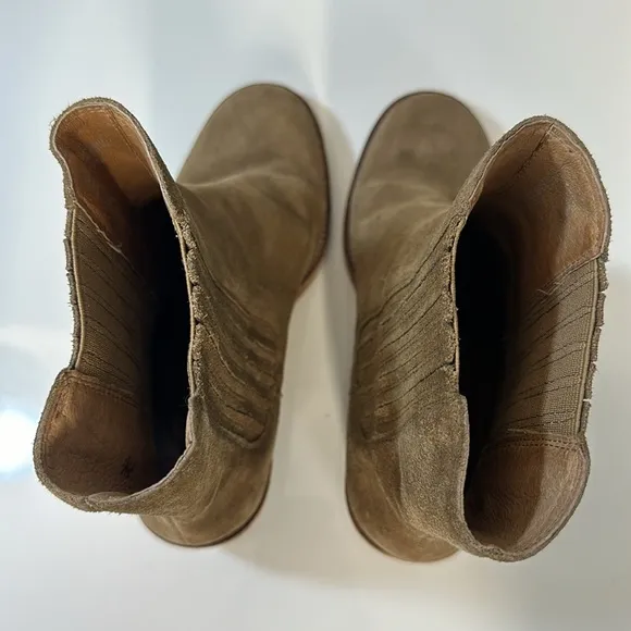 Madewell Desi High Shaft Chelsea Boot Size 7