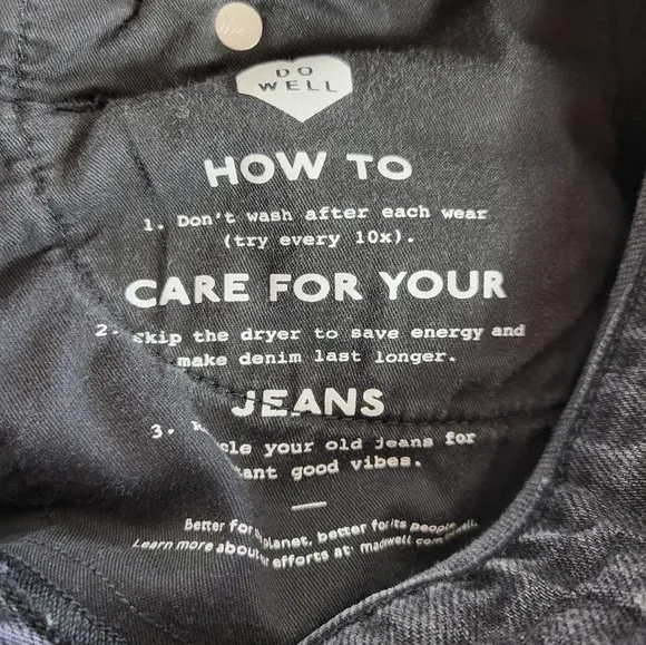 Madewell The Curvy Perfect Vintage High Rise Jeans in Lunar Washed Black/Gray 25