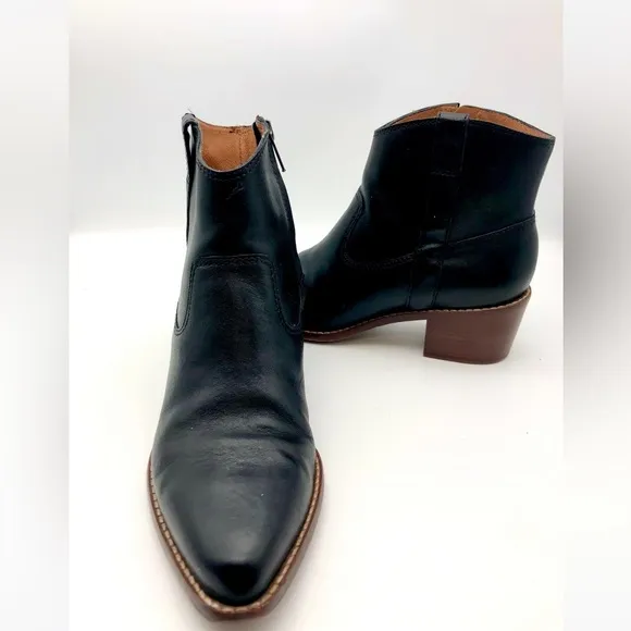 Madewell The Hailie Boot Leather In Black