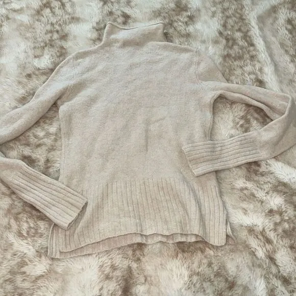 Madewell soft cream turtleneck merino and alpaca wool sweater | Sz XS