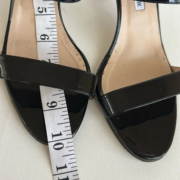 MANOLO BLAHNIK double strap patent heels