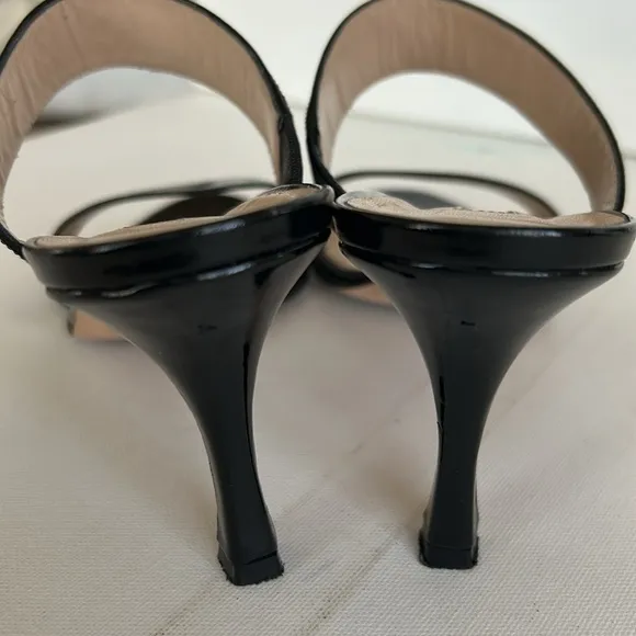 MANOLO BLAHNIK double strap patent heels