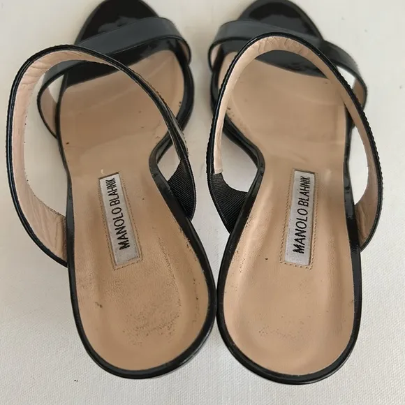 MANOLO BLAHNIK double strap patent heels