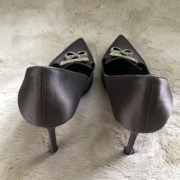 Manolo Blahnik - Sexy Silver Shoes