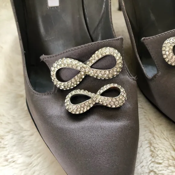 Manolo Blahnik - Sexy Silver Shoes