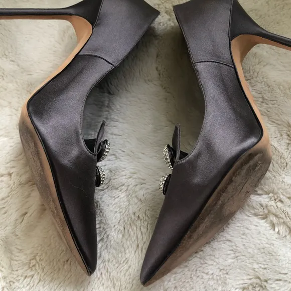 Manolo Blahnik - Sexy Silver Shoes