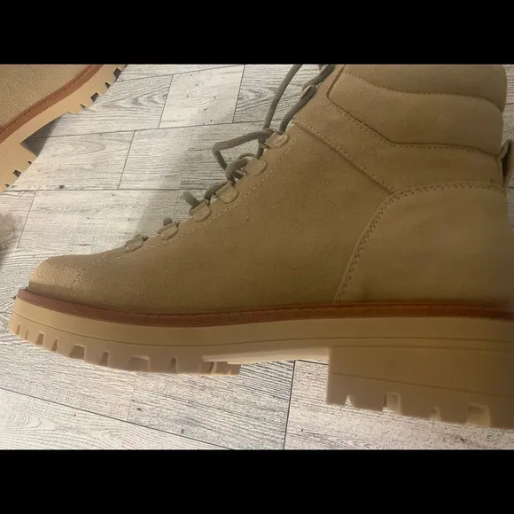 Marc Fisher lace up boots, NWT