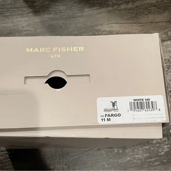 Marc Fisher LTD Fargo Waterproof White Lug Sole Ankle Boots Size 11 NEW