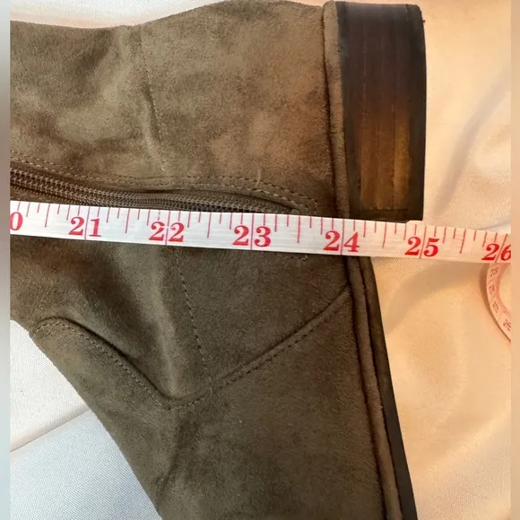 Marc Fisher Suede over the knee thigh high boots taupe/olive Sz 9.5 Fischer New